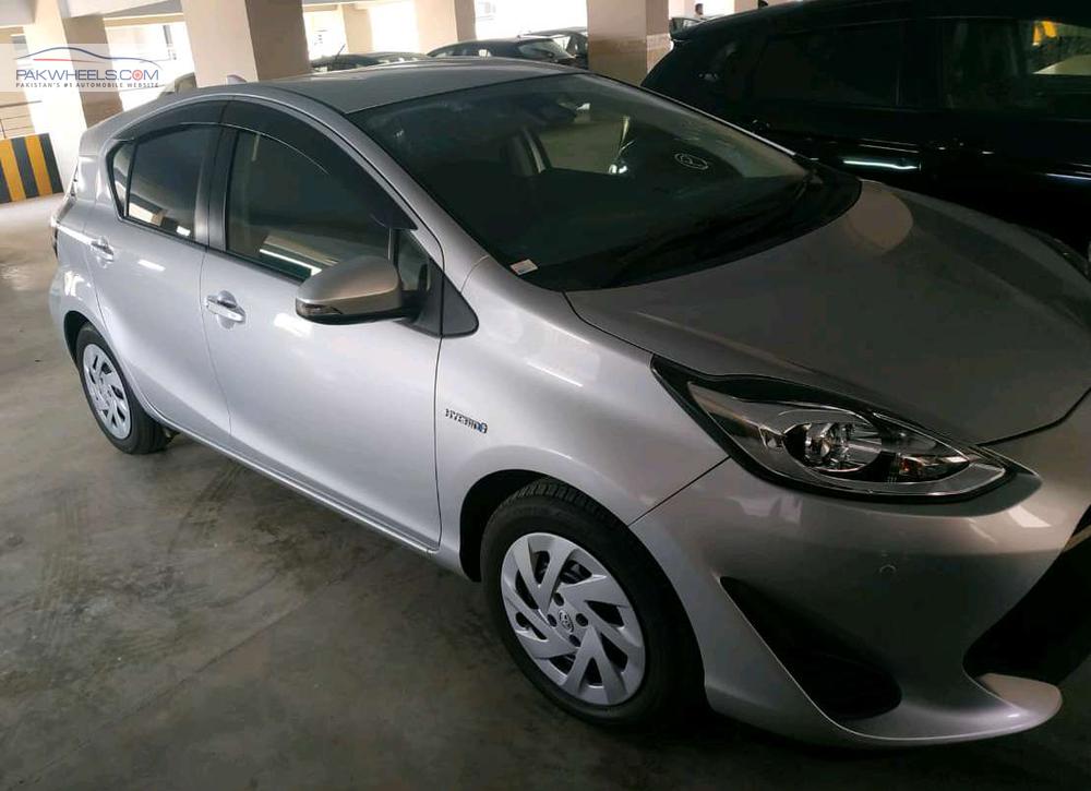 ٹویوٹا اکوا 2017 for Sale in کراچی ٹویوٹا اکوا 2017 for Sale in کراچی Image-2