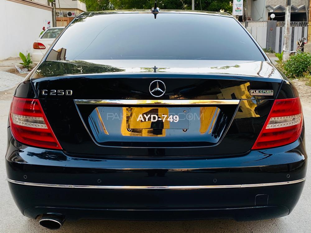 Mercedes Benz C Class 2012 for Sale in Karachi Mercedes Benz C Class 2012 for Sale in Karachi Image-7