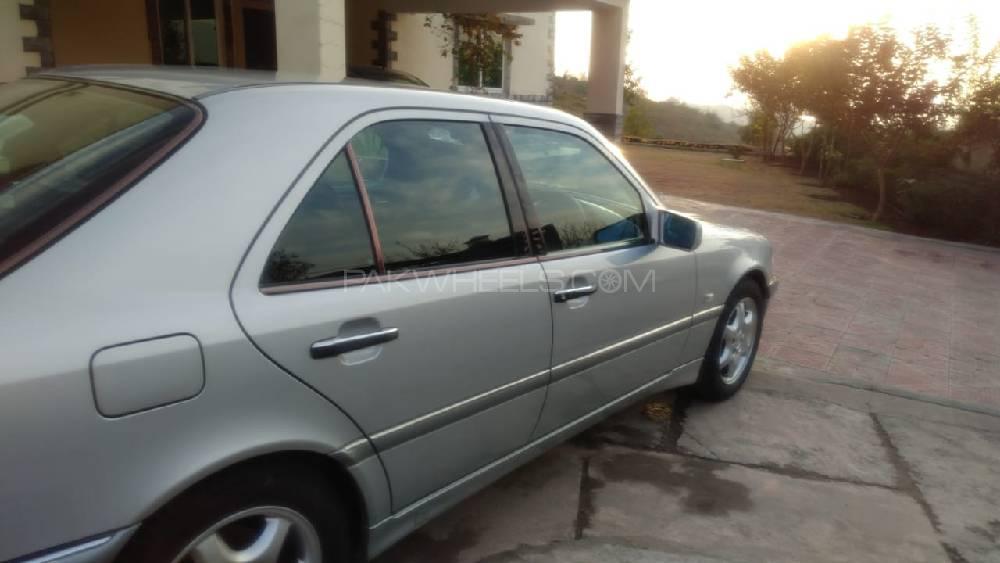 Mercedes Benz C Class 1999 for Sale in Islamabad Image-1