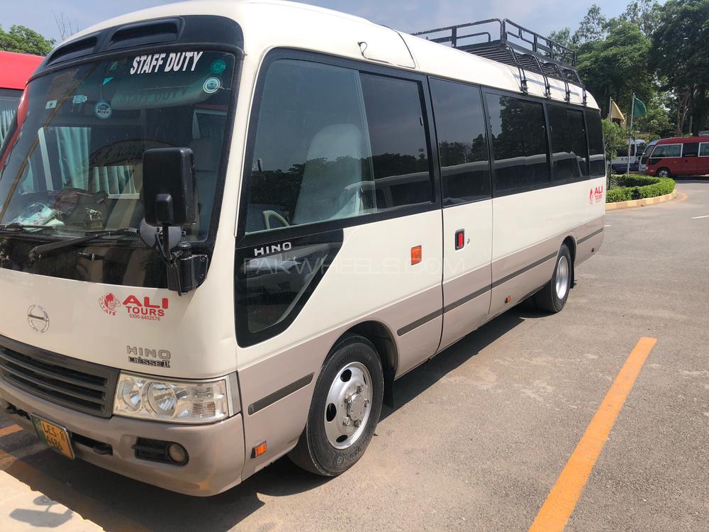 Toyota Coaster 2012 for Sale in Lahore Toyota Coaster 2012 for Sale in Lahore Image-2