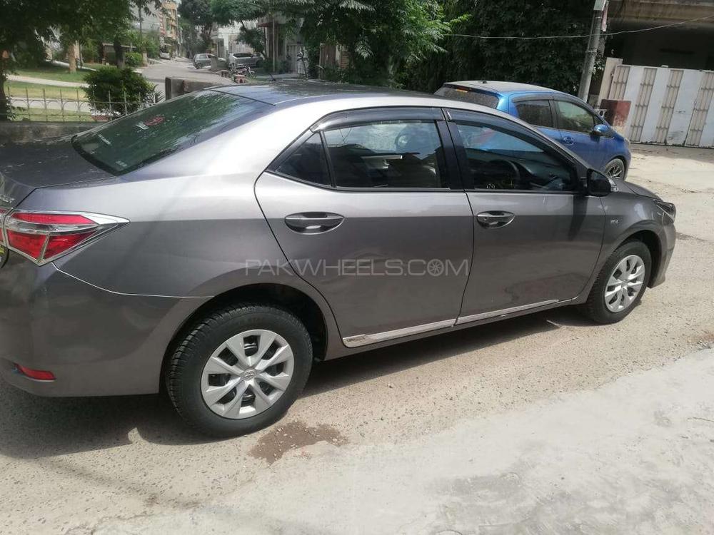 ٹویوٹا کرولا 2015 for Sale in لاہور ٹویوٹا کرولا 2015 for Sale in لاہور Image-5