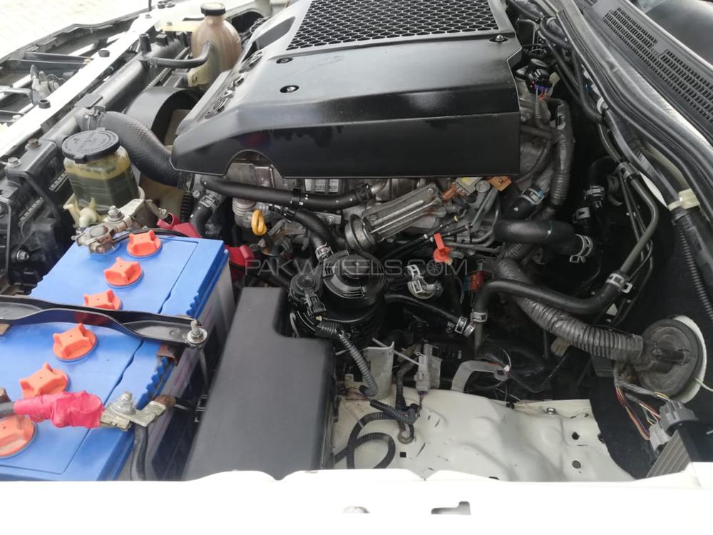Toyota Hilux 2012 for Sale in Gujrat Toyota Hilux 2012 for Sale in Gujrat Image-6