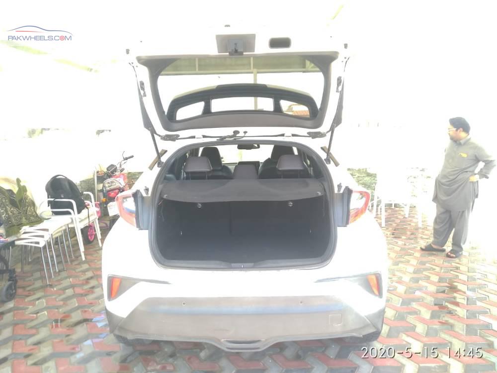 ٹویوٹا سی-ایچ آر 2017 for Sale in اسلام آباد ٹویوٹا سی-ایچ آر 2017 for Sale in اسلام آباد Image-7