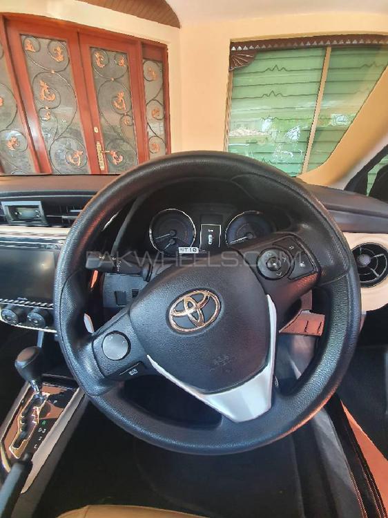 Toyota Corolla 2018 for Sale in Lahore Toyota Corolla 2018 for Sale in Lahore Image-8