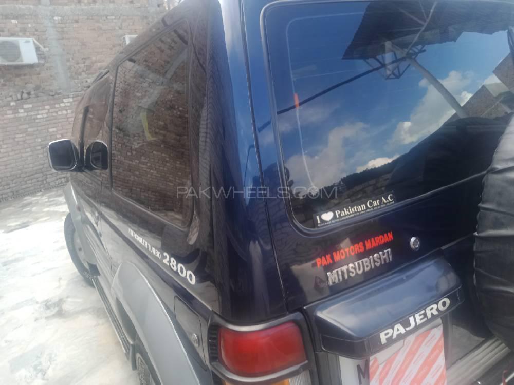 Mitsubishi Pajero 1994 for Sale in Peshawar Image-1