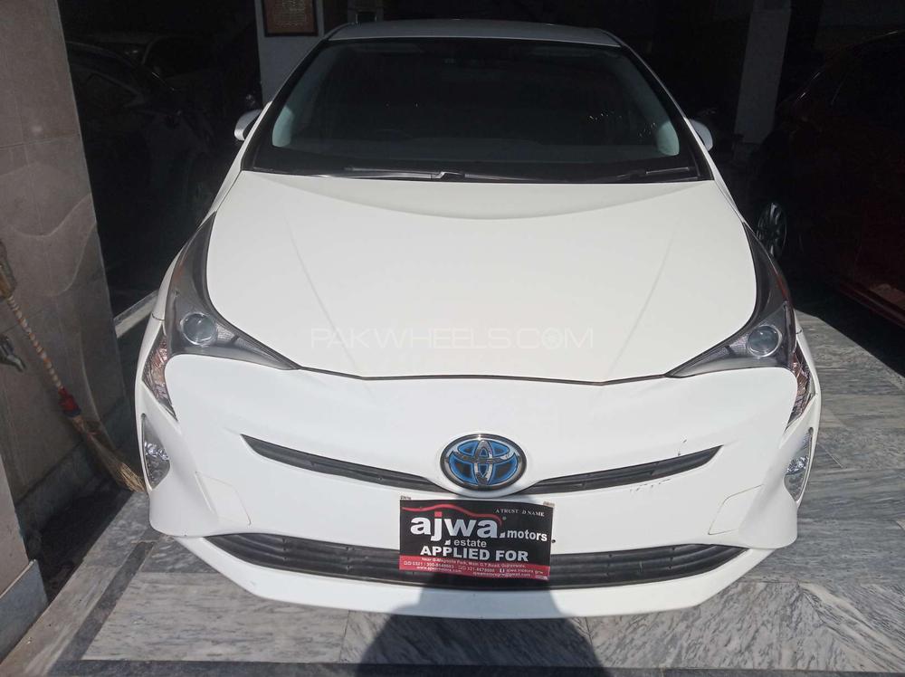 Toyota Prius 2016 for Sale in Gujranwala Image-1