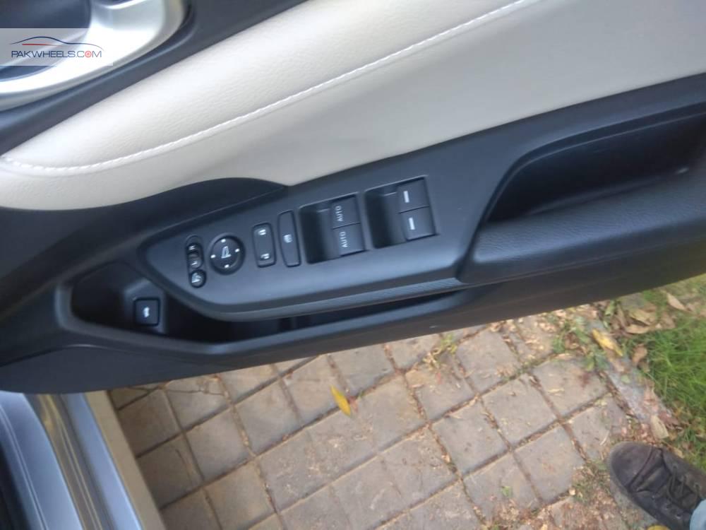 Honda Civic 2020 for Sale in Islamabad Honda Civic 2020 for Sale in Islamabad Image-12