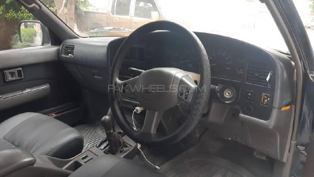 Toyota Surf 1992 for Sale in Charsadda Toyota Surf 1992 for Sale in Charsadda Image-8