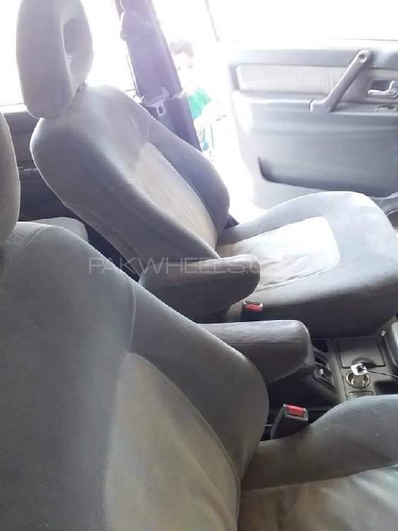 Mitsubishi Pajero 1988 for Sale in Lahore Mitsubishi Pajero 1988 for Sale in Lahore Image-7