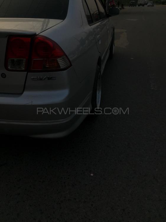 Honda Civic - 2005  Honda Civic - 2005  Image-4