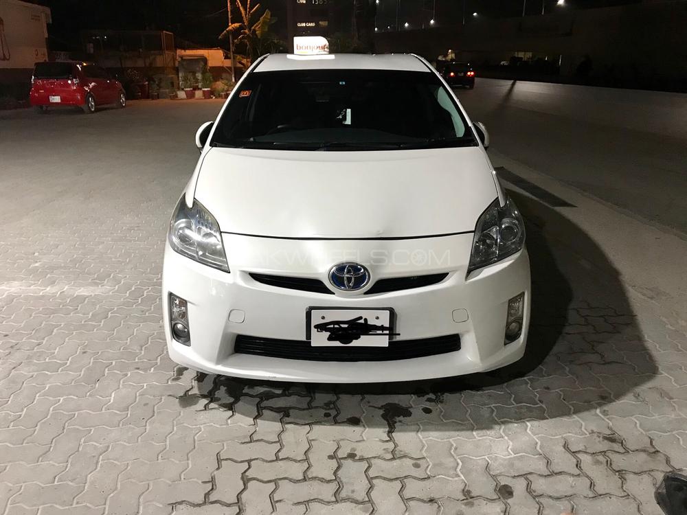 Toyota Prius 2010 for Sale in Peshawar Toyota Prius 2010 for Sale in Peshawar Image-2