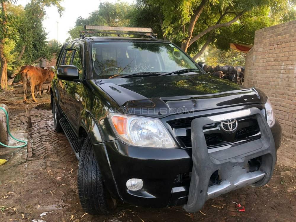 Toyota Hilux 2005 for Sale in Sahiwal Toyota Hilux 2005 for Sale in Sahiwal Image-4