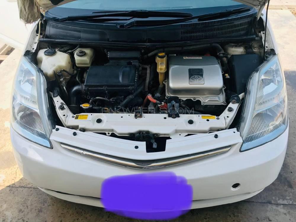Toyota Prius 2008 for Sale in D.G.Khan Image-1