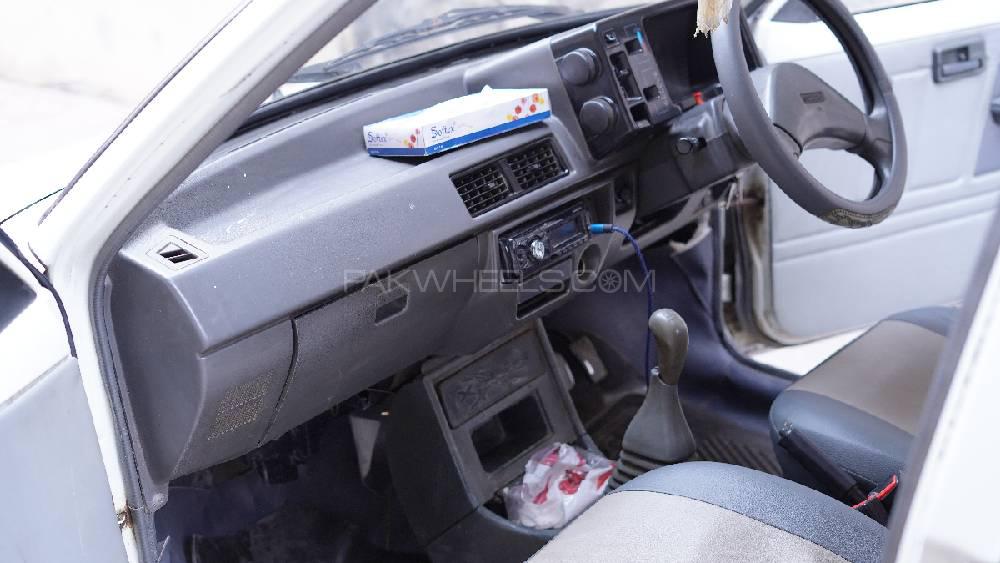 Suzuki Mehran 2011 for Sale in Lahore Suzuki Mehran 2011 for Sale in Lahore Image-8