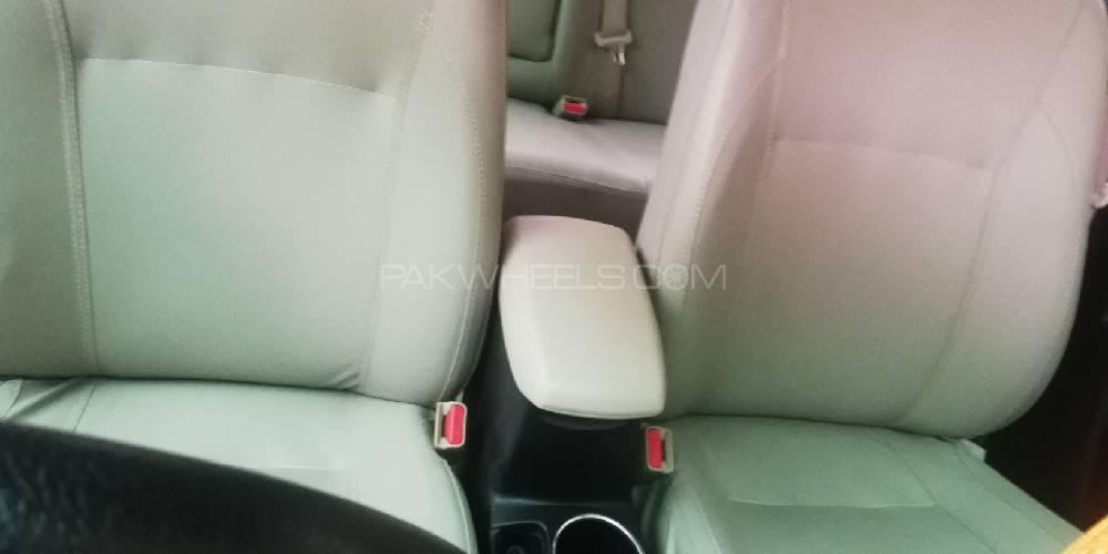 Toyota Corolla 2016 for Sale in Rahim Yar Khan Toyota Corolla 2016 for Sale in Rahim Yar Khan Image-6
