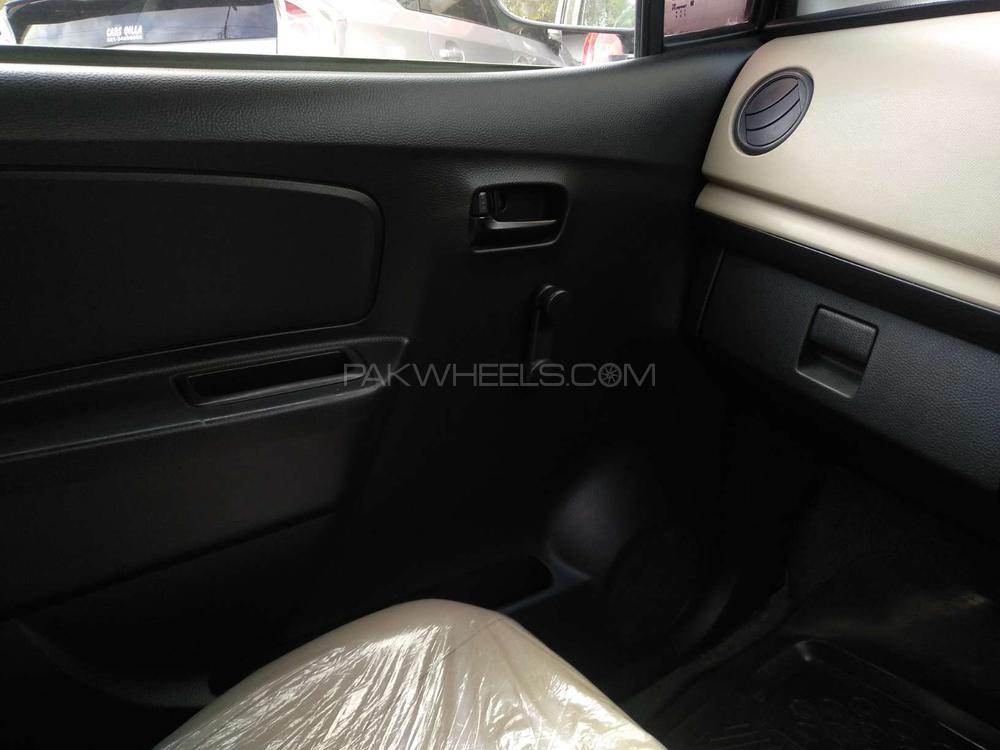 Suzuki Wagon R 2017 for Sale in Karachi Suzuki Wagon R 2017 for Sale in Karachi Image-8