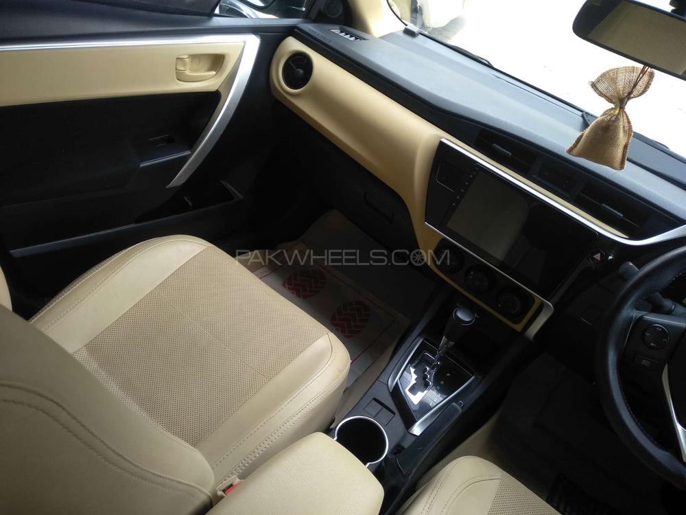 Toyota Corolla 2018 for Sale in Karachi Toyota Corolla 2018 for Sale in Karachi Image-16