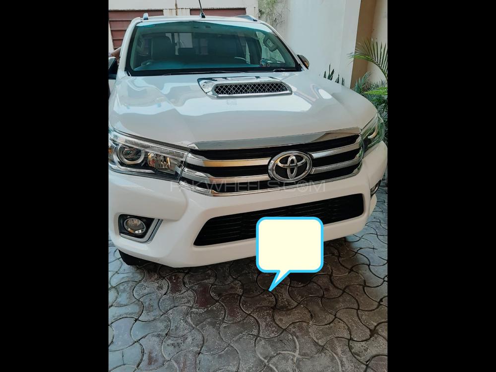 Toyota Hilux 2017 for Sale in Gujrat Image-1