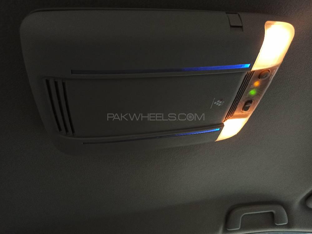 Toyota Vitz 2011 for Sale in Lahore Toyota Vitz 2011 for Sale in Lahore Image-19