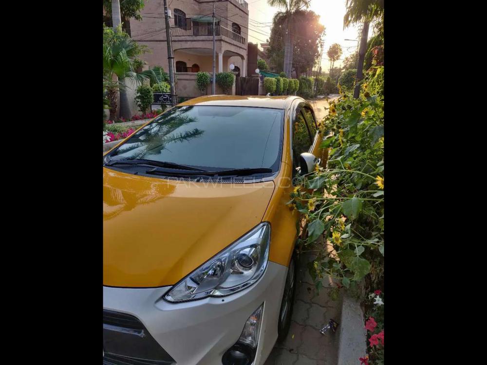 Toyota Aqua 2015 for Sale in Lahore Toyota Aqua 2015 for Sale in Lahore Image-5