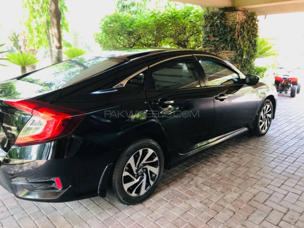 Honda Civic 2017 for Sale in Lahore Honda Civic 2017 for Sale in Lahore Image-7