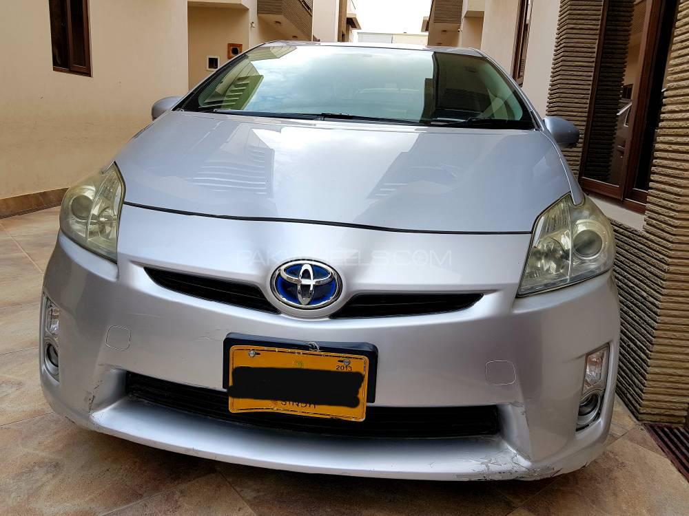 Toyota Prius 2010 for Sale in Karachi Image-1