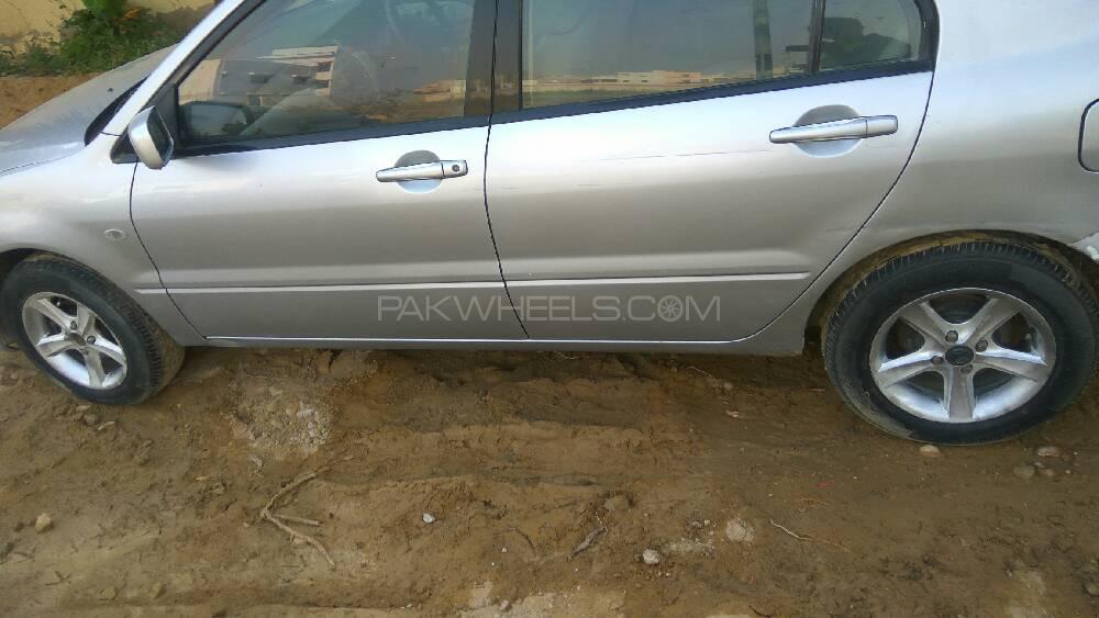 Mitsubishi Lancer 2006 for Sale in Karachi Mitsubishi Lancer 2006 for Sale in Karachi Image-2