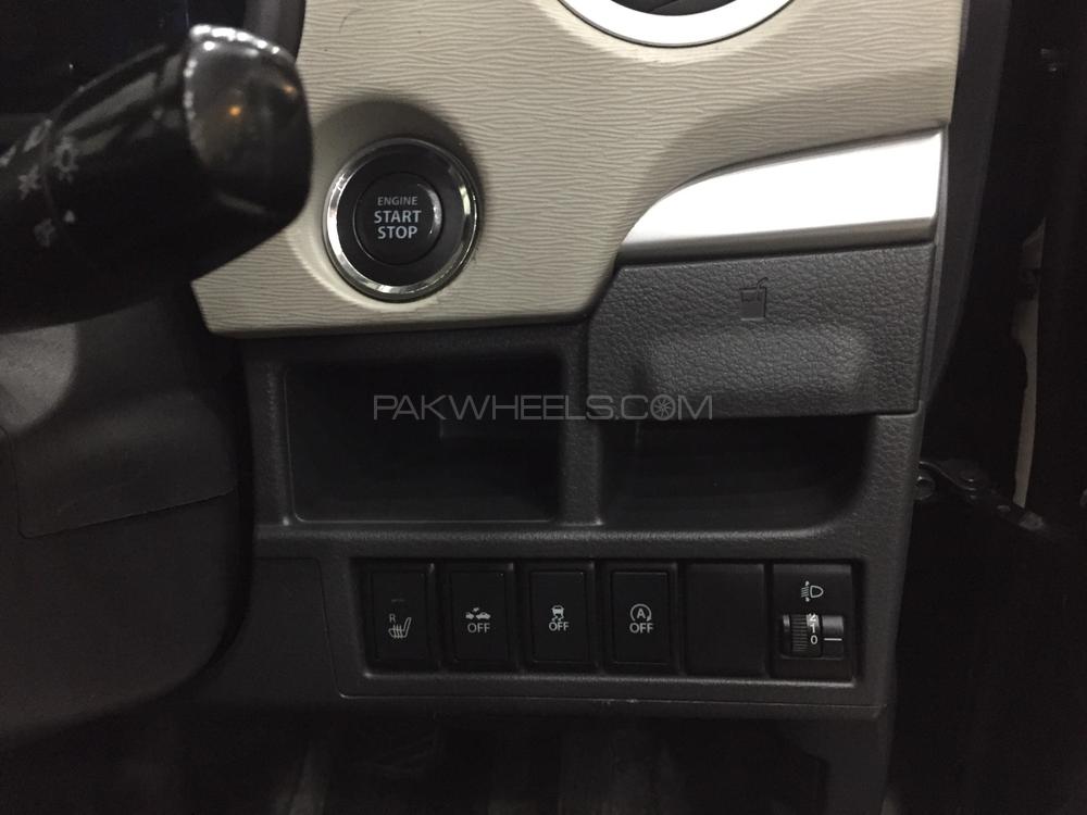 سوزوکی ویگن آر 2015 for Sale in اسلام آباد سوزوکی ویگن آر 2015 for Sale in اسلام آباد Image-5