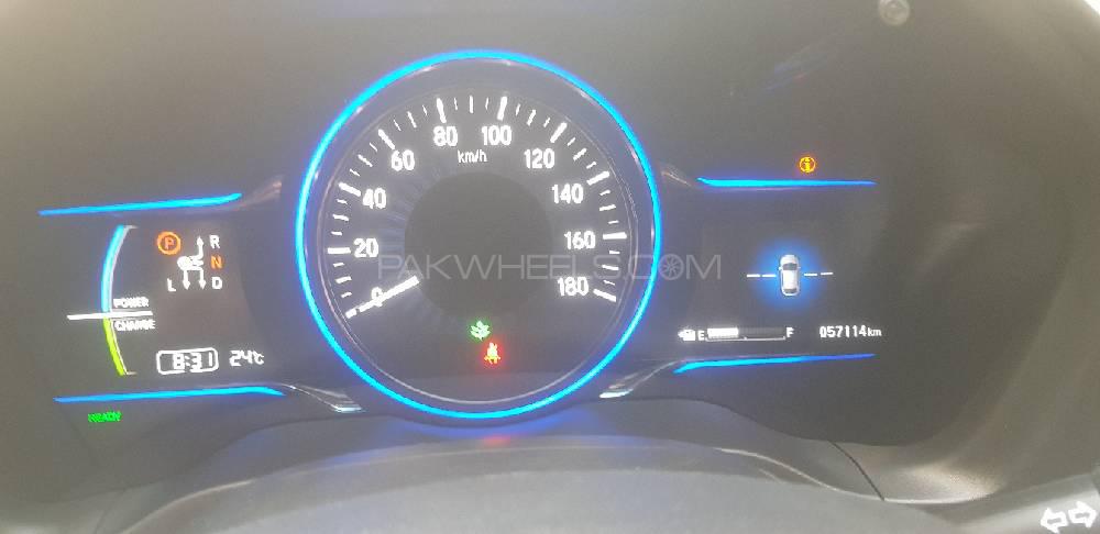 Honda Vezel 2014 for Sale in Sialkot Honda Vezel 2014 for Sale in Sialkot Image-7