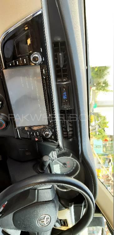 Toyota Corolla 2015 for Sale in Toba Tek Singh Toyota Corolla 2015 for Sale in Toba Tek Singh Image-9