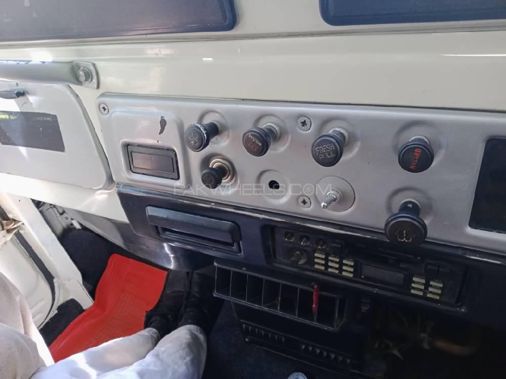 Toyota Land Cruiser 1984 for Sale in Abbottabad Toyota Land Cruiser 1984 for Sale in Abbottabad Image-5