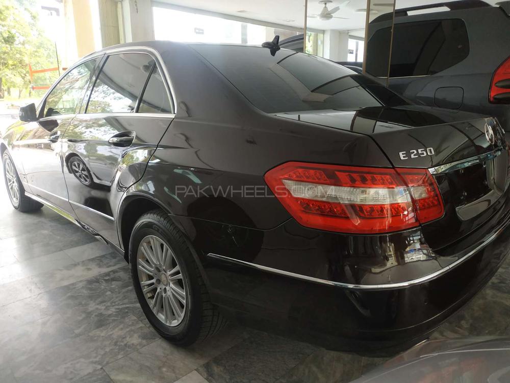 Mercedes Benz E Class 2011 for Sale in Islamabad Mercedes Benz E Class 2011 for Sale in Islamabad Image-4