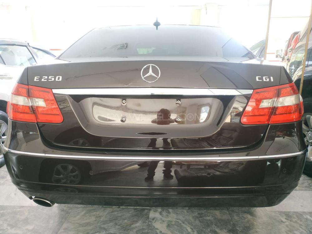 Mercedes Benz E Class 2011 for Sale in Islamabad Mercedes Benz E Class 2011 for Sale in Islamabad Image-5