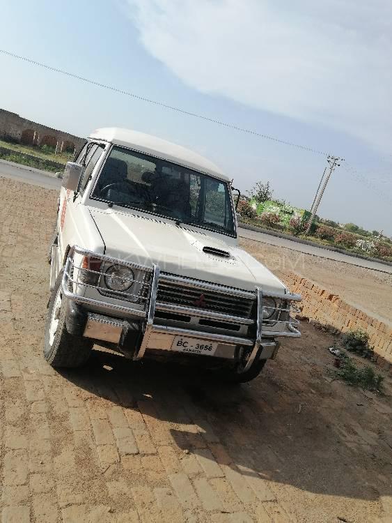 Mitsubishi Pajero 1990 for Sale in Rawalpindi Image-1