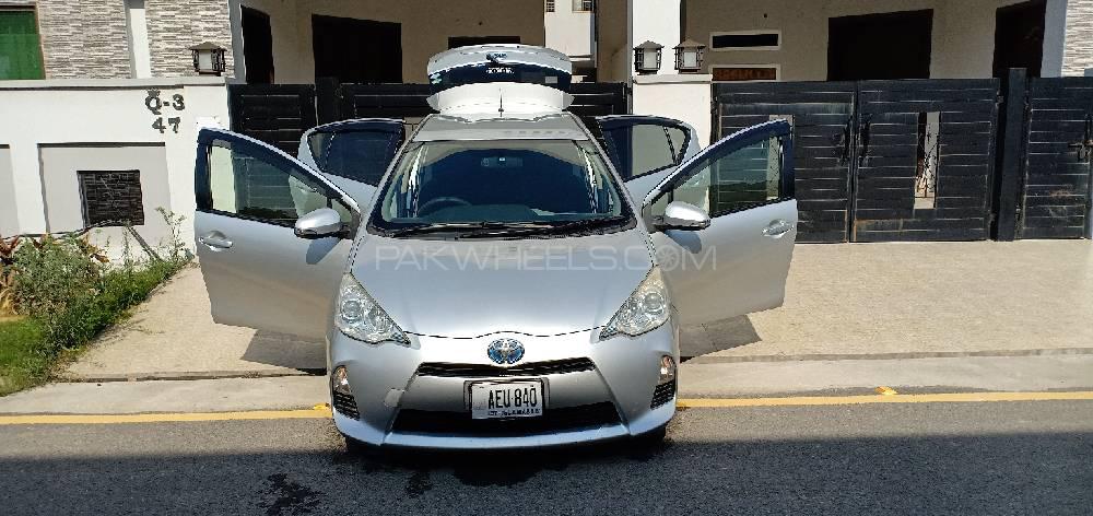 ٹویوٹا اکوا 2014 for Sale in سیالکوٹ ٹویوٹا اکوا 2014 for Sale in سیالکوٹ Image-3