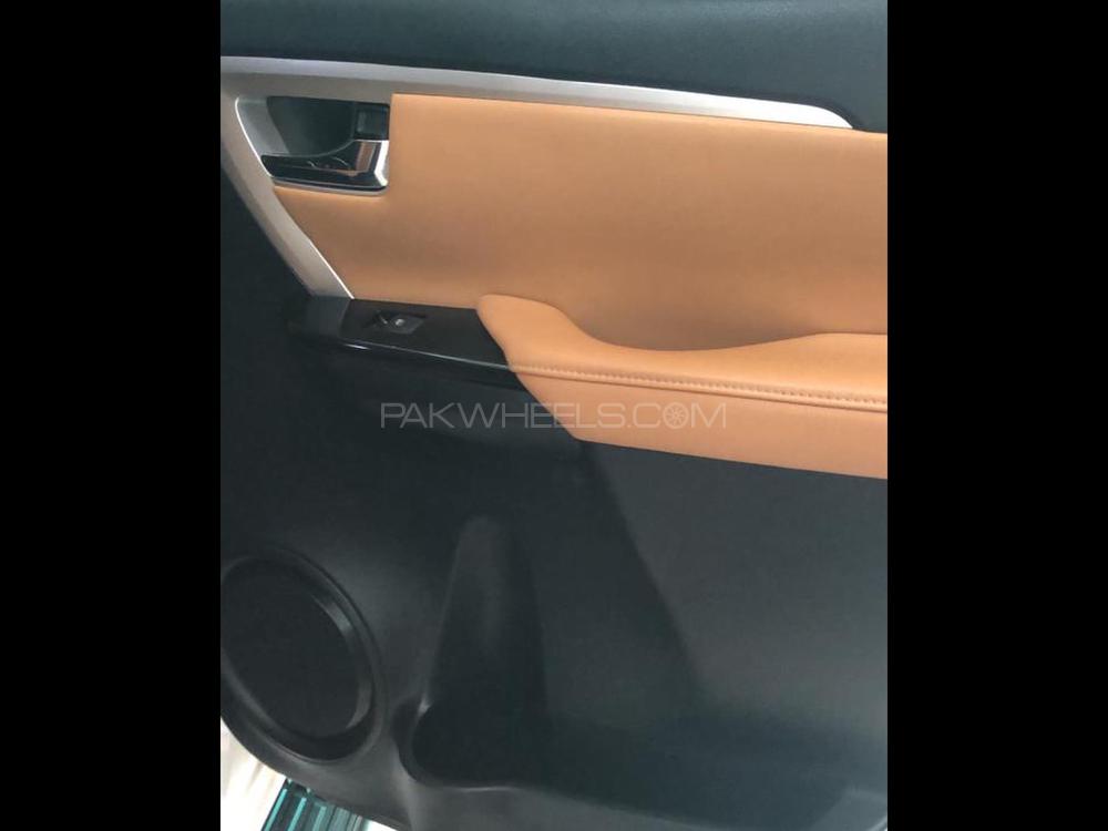 Toyota Fortuner 2017 for Sale in Kamoke Toyota Fortuner 2017 for Sale in Kamoke Image-4