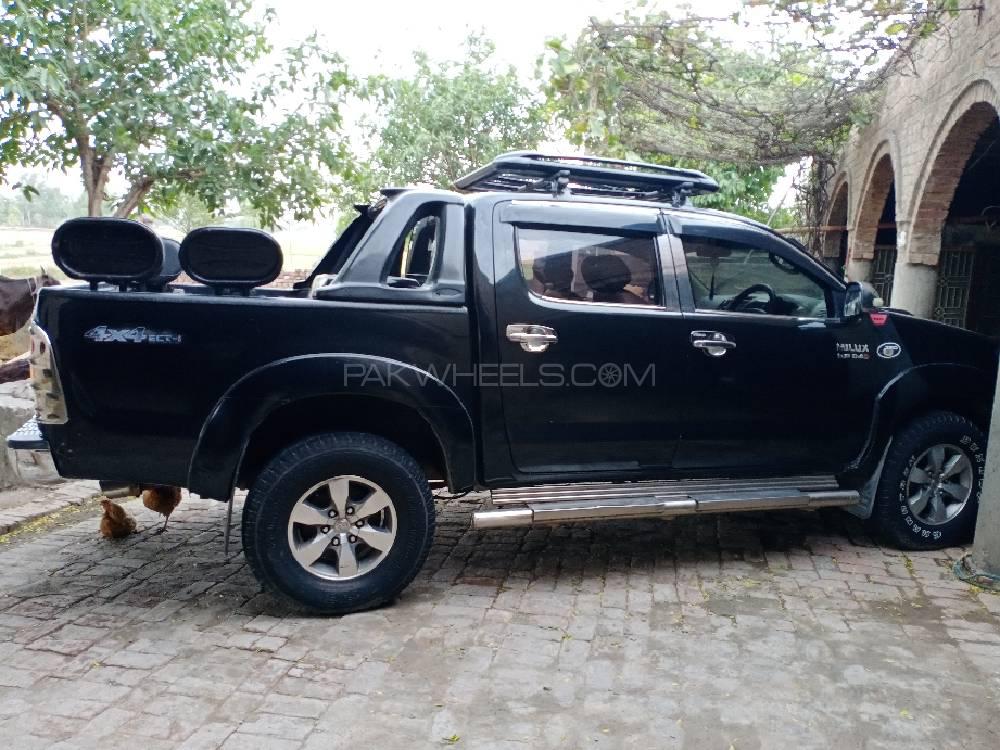 ٹویوٹا ہائیلکس 2007 for Sale in گجرات ٹویوٹا ہائیلکس 2007 for Sale in گجرات Image-4