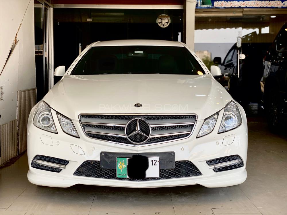 Mercedes Benz E Class Coupe 2012 for Sale in Lahore Mercedes Benz E Class Coupe 2012 for Sale in Lahore Image-13