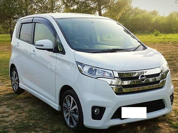 Nissan Dayz Highway Star 2013 for Sale in Lahore Image-1