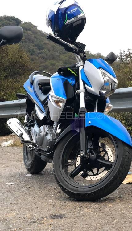 Suzuki Inazuma 2016 for Sale Image-1