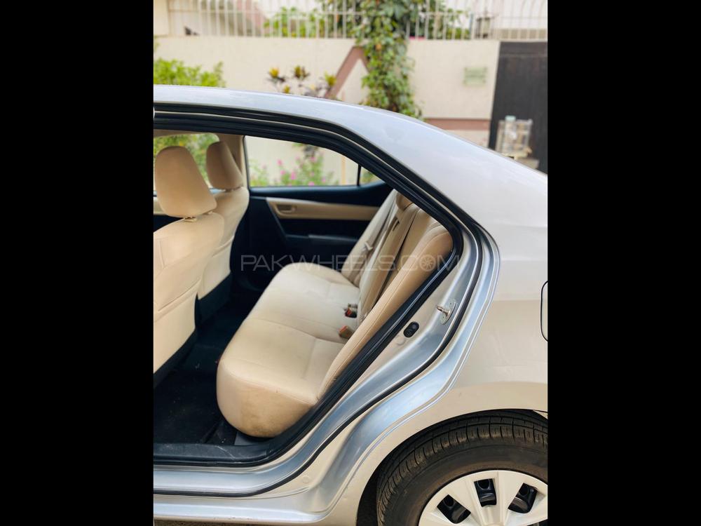 Toyota Corolla 2015 for Sale in Karachi Toyota Corolla 2015 for Sale in Karachi Image-15