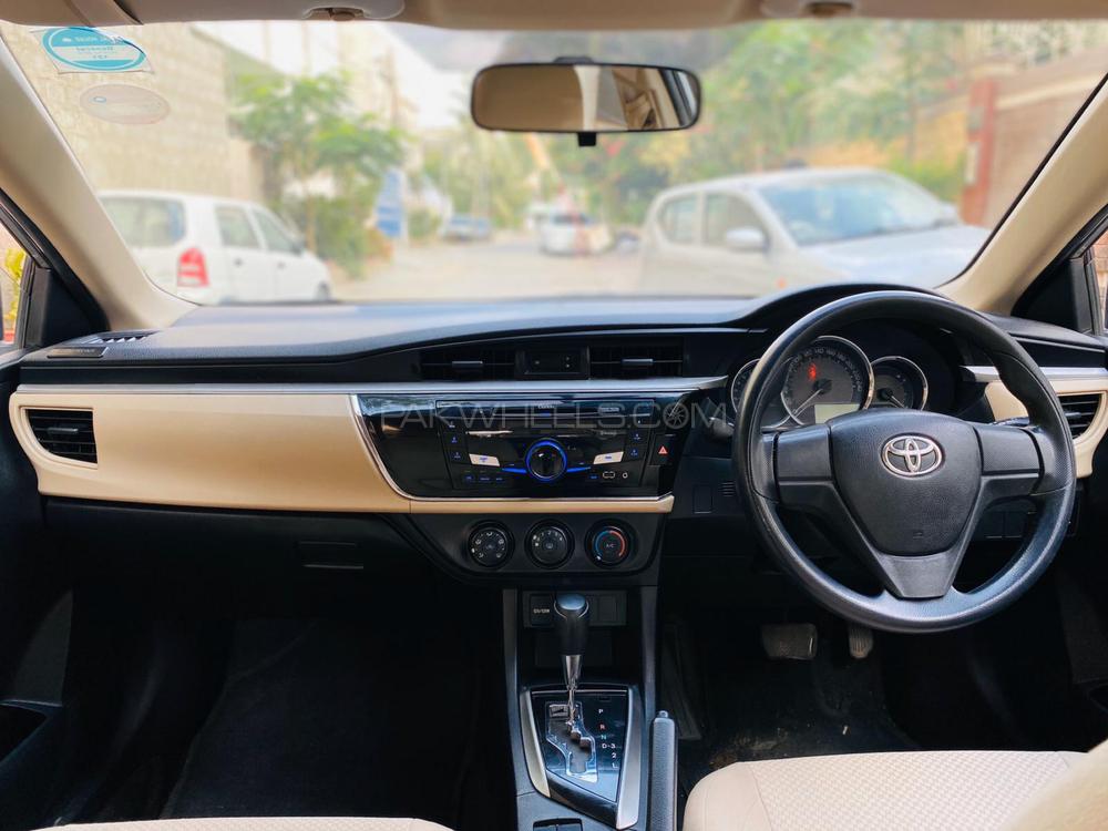 Toyota Corolla 2015 for Sale in Karachi Toyota Corolla 2015 for Sale in Karachi Image-17