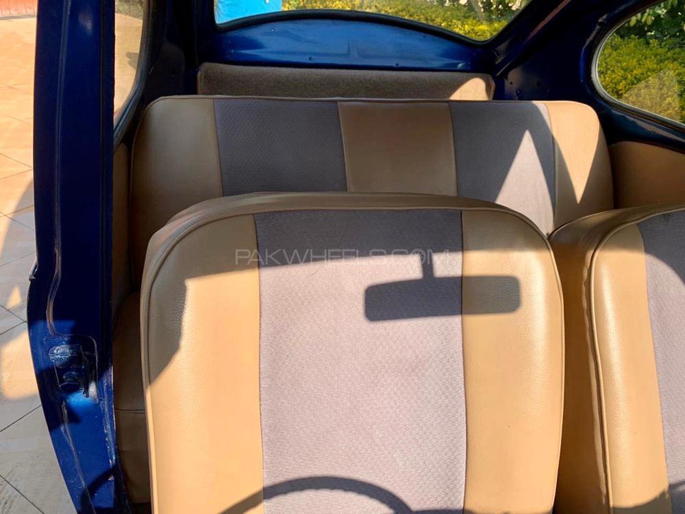 Volkswagen Beetle 1974 for Sale in Peshawar Volkswagen Beetle 1974 for Sale in Peshawar Image-9