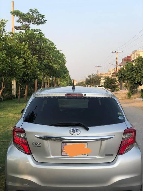 Toyota Vitz 2015 for Sale in Peshawar Toyota Vitz 2015 for Sale in Peshawar Image-5