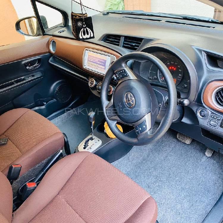 Toyota Vitz 2012 for Sale in Multan Toyota Vitz 2012 for Sale in Multan Image-5