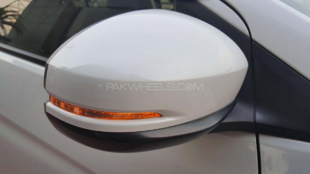 ہونڈا گریس ہائبرڈ 2017 for Sale in لاہور ہونڈا گریس ہائبرڈ 2017 for Sale in لاہور Image-16