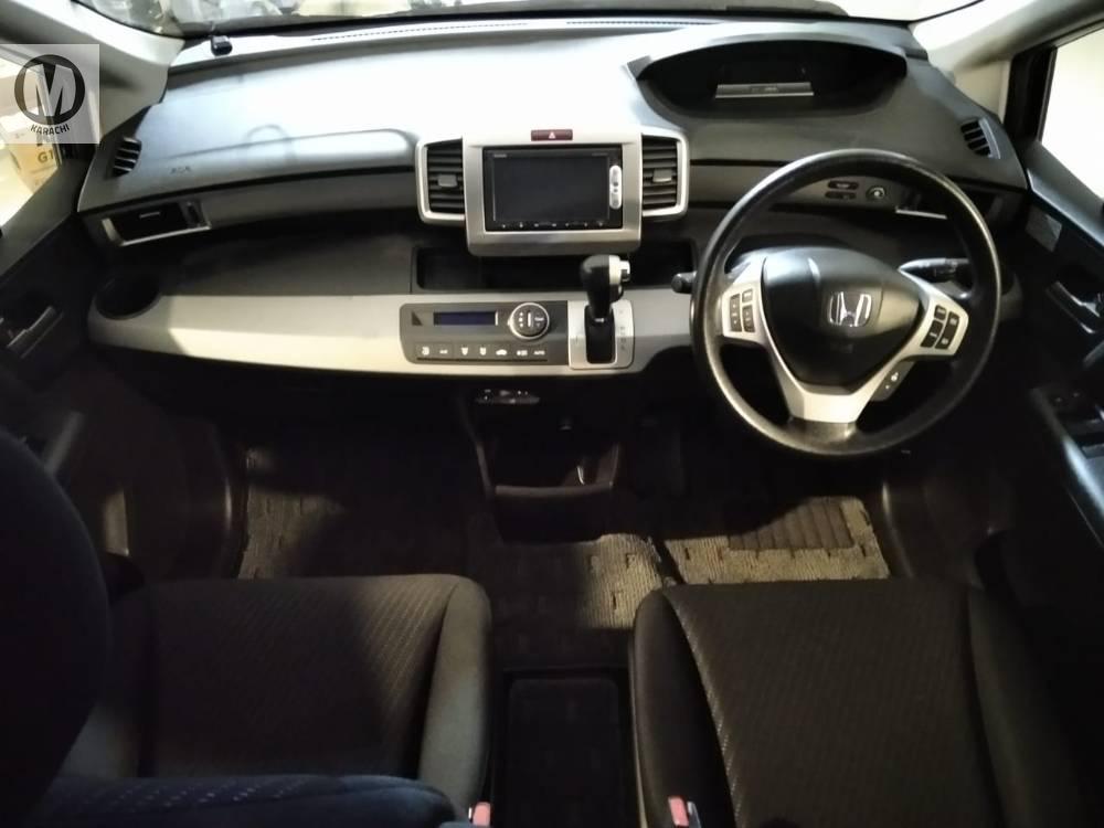 Honda Freed 2015 for Sale in Karachi Honda Freed 2015 for Sale in Karachi Image-5