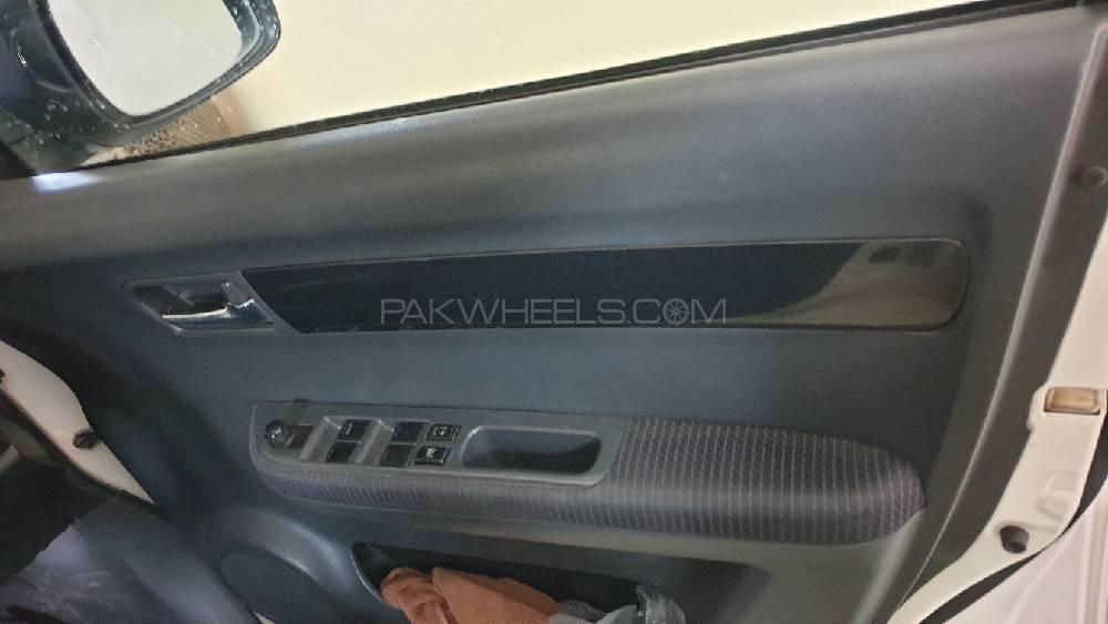 Suzuki Swift 2016 for Sale in Peshawar Suzuki Swift 2016 for Sale in Peshawar Image-9
