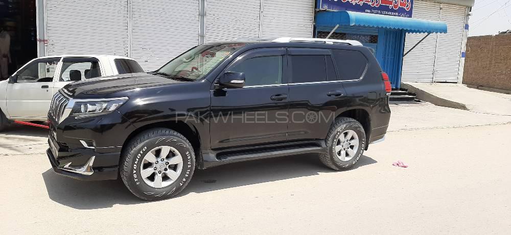 Toyota Prado 2010 for Sale in Dera ismail khan Toyota Prado 2010 for Sale in Dera ismail khan Image-9