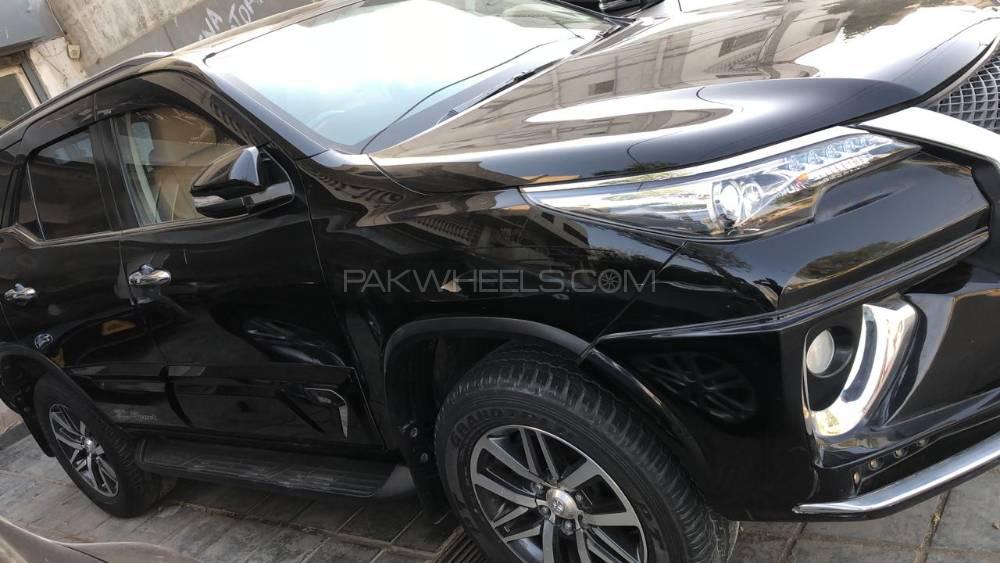 Toyota Fortuner 2017 for Sale in Karachi Image-1